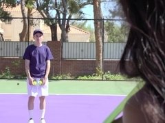 Grosse titten, Blasen, Braunhaarige, Geile alte tussi, Schwarz, Spiele, Interrassisch, Pov