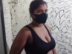 Salle de bains, Sucer une bite, Doigter, Petite amie, Branlette thaïlandaise, Hard, Fait maison, Indienne