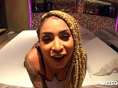 Pocahontas fazendo sexo anal no motel lush
