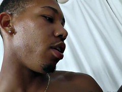 デカチン, 異人種間, 淫乱熟女, フェラする