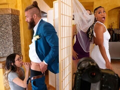 Asiático, Dormitorio, Culo grande, Tetas grandes, Morena, Estilo perrito, Trio, Boda