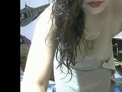 Indian gf After douche displaying Herself Naked On Webcam
