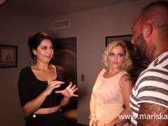 デカ尻, デカチン, 黒人, ブロンド, フェラチオ, バック, 淫乱熟女, ショートヘア