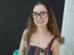 18, 大学生, 眼鏡, 手コキする, 下着, オーガズム, ハメ撮り, オッパイの