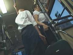 バス, グループ