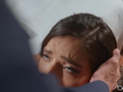 Chica, Dormitorio, Mamada, Morena, Europeo, Tetas naturales, Nalgadas, Tatuaje