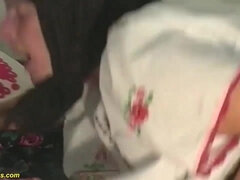 Sperma shot, Lul, Hondjeshouding, Omie, Harig, Rijpe lesbienne, Rijden, Taboe