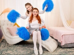 デカ尻, フェラチオ, バック, 女 人男 人, 母乳, 自然山雀, ティーン, 三人