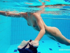 18 jahre, Arsch, Grosse titten, Tschechisch, Zierlich, Russisch, Jungendliche (18+), Unter wasser
