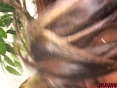 Tussi, Vollbusig, Kehlenfick, Hundestellung, Lecken, Muschi, Flotter dreier, Titten