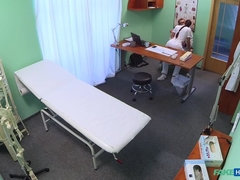 Amateur, Lamer culo, Corrida, Médico, Penetracion con dedos, Lamidas, Enfermera, Pov