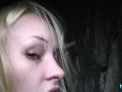 Amateur, Blonde, Sucer une bite, Hôtel, De plein air, Pov, Public