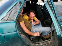 Slutty hottie Mia opens her tight cunt for a filthy driver