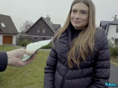 Amerikanisch, Blasen, Schwanz, Ehemann, Jeans, Natürlichen titten, Im freien, Öffentlich