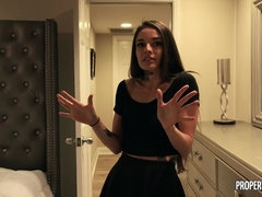 Leie, In den arsch, Blasen, Braunhaarige, Aufs gesicht abspritzen, Fingern, Latina, Pov