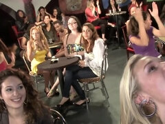 Rubia, Mamada, Corridas faciales, Latina, Madres para coger, Fiesta, Pelirrojo, Tímido