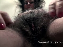 Harig, Hd, Ondergoed, Masturbatie, Rijpe lesbienne, Naakt, Alleen, Tatoeage