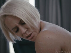 Kont, Grote kont, Grote mammen, Rondborstig, Oudere vrouw, Vingeren, Likken, Roodharige vrouw