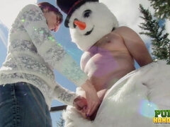 Public Handjobs Brandi de Lafey Strokes A Snowman