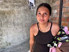 My Horny Neighbor I Ask Her to Wash My Clothes and I Pay Her with Semen on Her Face