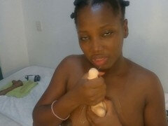 Noire, Sucer une bite, Conversation vulgaire, Extrême, Petite femme, Chatte, Train, Pute