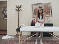 フェラチオ, 茶髪の, バック, 顔射, Hd, ラティーナ, マッサージ, 馬乗り