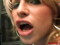 Americano, Tetas grandes, Rubia, Corridas, Transexual asiatica, Montar, Medias largas, Tetas