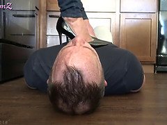 Füsse, Hd, Erniedrigung, Lecken, Milf, Herrin, Patschen, Sklave