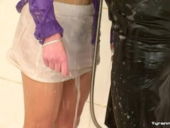 Noire, Femme dominatrice, Bâillonner, Chatte, Satin, Douche, Attachée, Nénés