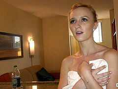 Preservatif, Tir de sperme, Faciale, Rasée, Tatouage