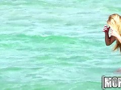 Strand, Bikini, Blondine, Gruppe, Orgie, Pov, Öffentlich, Jungendliche (18+)