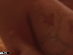 Gros seins, Brunette brune, Poilue, Hd, Jarretelles, Tatouage