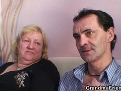 Pijpbeurt, Autobus, Tsjechisch, Dubbele penetratie, Rijpe lesbienne, Moeder die ik wil neuken, Moeder, Trio