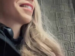 Enthousiasteling, Anaal, Pijpbeurt, Gek, Hardcore, Interraciaal, Moeder die ik wil neuken, Vrouw