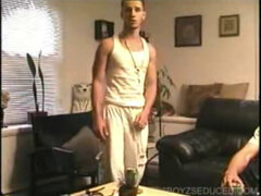 Любители, Минет, Семяизвержение, Ласковые ручки, Сосущие, Втроем