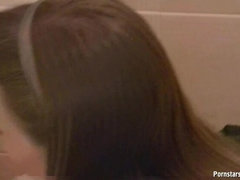 Bekleidet, Absätze, Lecken, Monster, Nackt, Spielzeuge, Vibrator, Nass