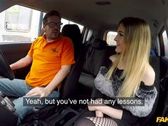 Anal, Sucer une bite, Voiture, Tir de sperme, Faciale, Doigter, De plein air, Pov