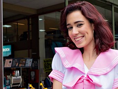 Grote mammen, Bruinharig, Hardcore, Latijnse vrouw, Likken, Verlegen, Mager, Tieten likken