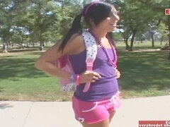 18, アメリカ人, 茶髪の, 車, 大学生, ガリガリ, ティーン, オッパイの