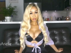 Женское доминирование, Унижение