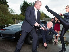 Fingern, Küssen, Lecken, Lingerie, Milf, Muschi, Rasiert, Titten