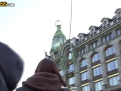 Blondine, Aufs gesicht abspritzen, Geld, Strumpfhose, Öffentlich, Tätowierung, Flotter dreier