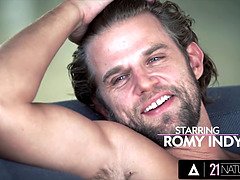 Corridas, Garganta profunda, Interracial, Masaje, Pequeña, Coño, Gritar, Tetas