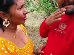 18 ans, Salle de bains, Gros seins, Petit ami, Indienne, Mamelons, De plein air, Suçant