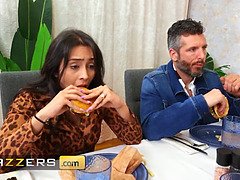 アジア人, フェラチオ, 彼氏, 手コキする, 怪物, 自然山雀, オマンコ, タトゥー