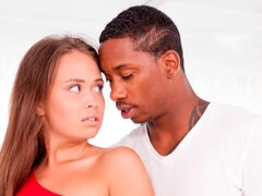 Anal, Grosse bite, Robe, Interracial, Seins naturels, Rasée, Adolescente, Nénés