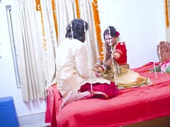 Aziatisch, Pijpbeurt, Rondborstig, Man die toekijkt, Sperma shot, Huisgemaakt, Indisch, Tieten likken