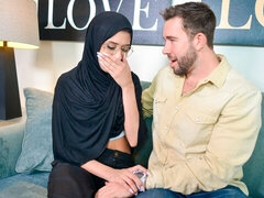 Большая жопа, Минет, Брюнетки, Волосатые, Поцелуи, Милф, Тату, Молоденькие