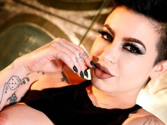 お尻, 人形, 目瞪口呆, 手コキする, オナニー, 剃毛, タトゥー, おもちゃ