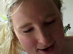 Amateur, Blonde, Sucer une bite, Faciale, Petite amie, Hard, Adolescente